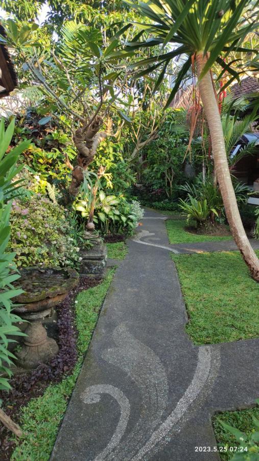 Yoga Homestay Ubud 외부 사진