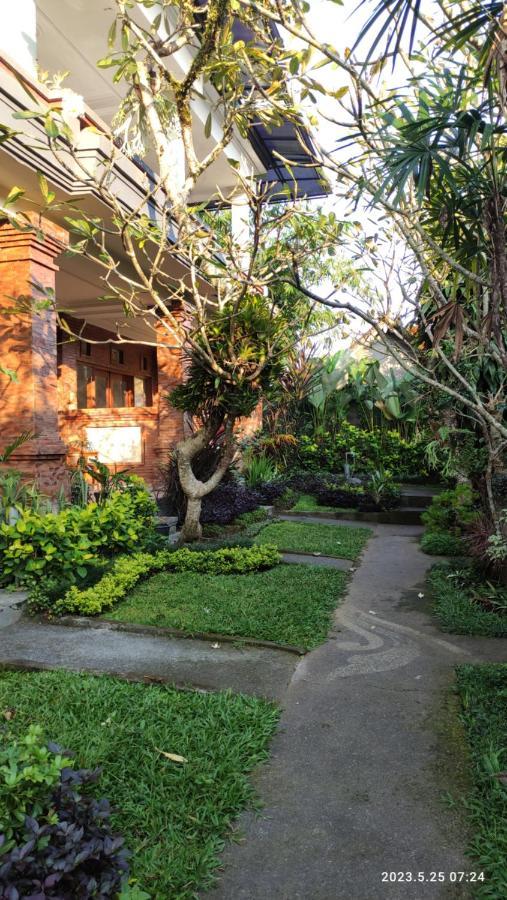 Yoga Homestay Ubud 외부 사진